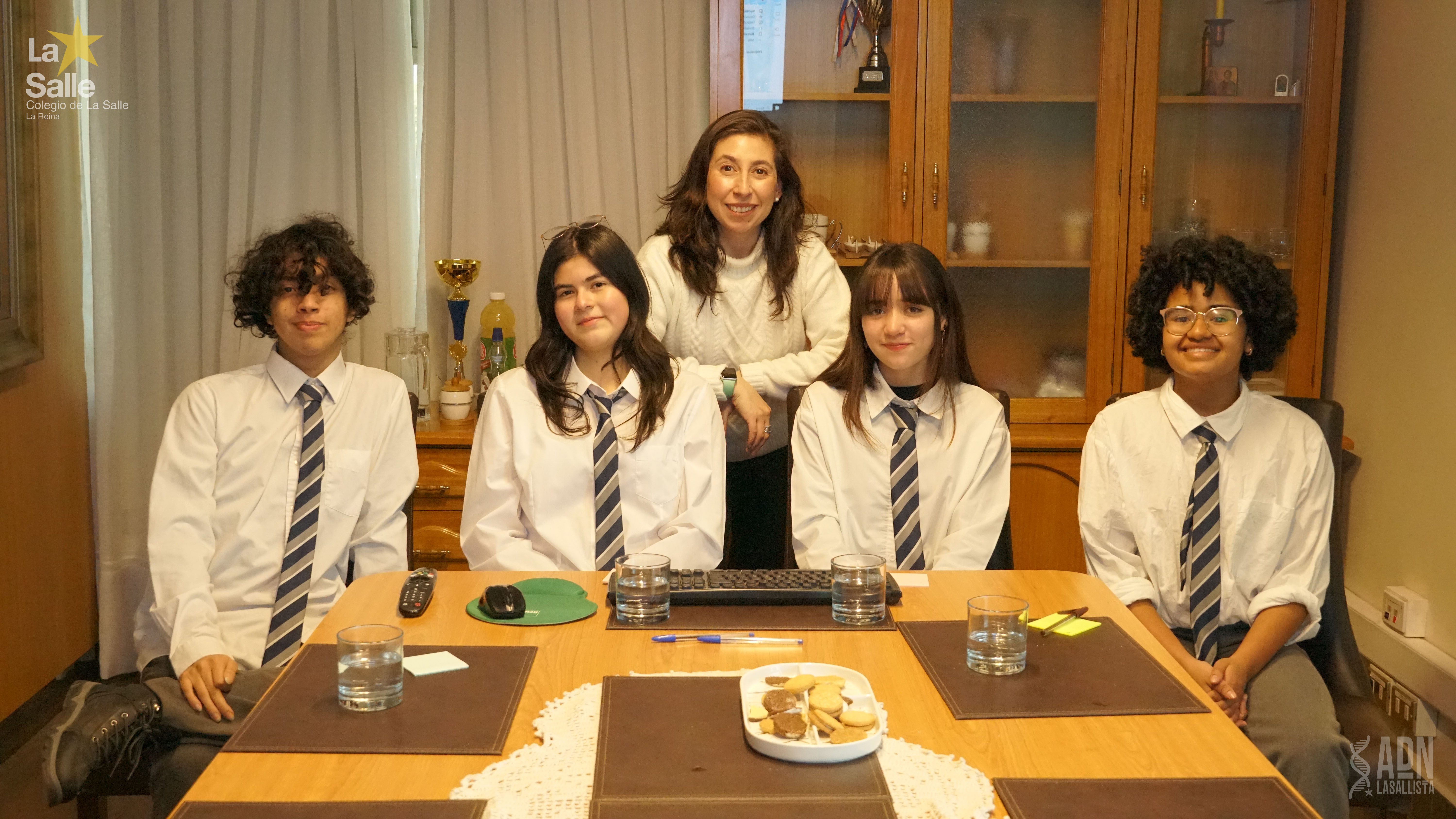 NUESTRO COLEGIO PARTICIPA DEL IV TORNEO INTERESCOLAR DE DEBATE UCEN