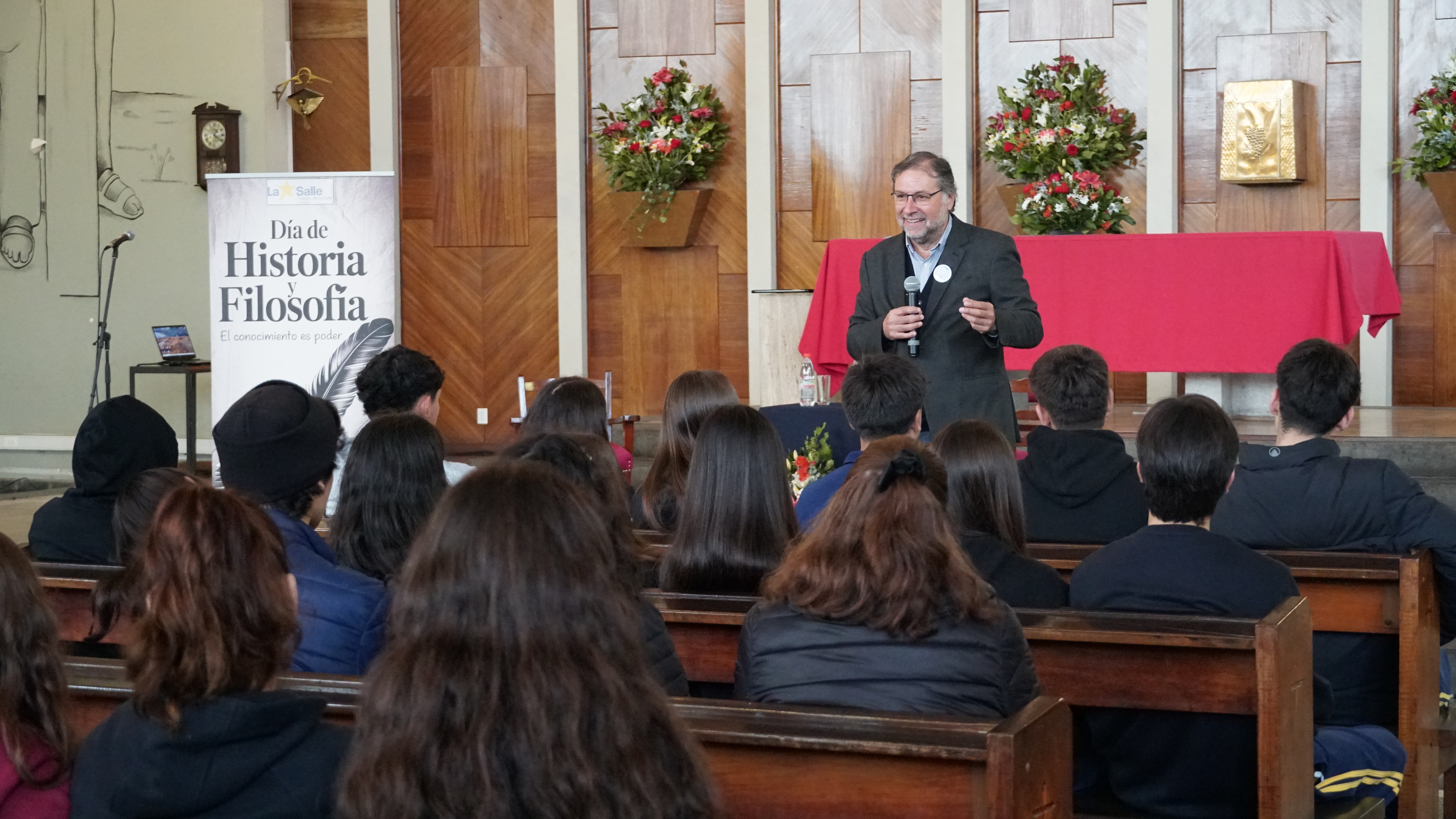 ASÍ FUE NUESTRA PRIMERA CELEBRACIÓN DEL DÍA DE HISTORIA Y FILOSOFÍA